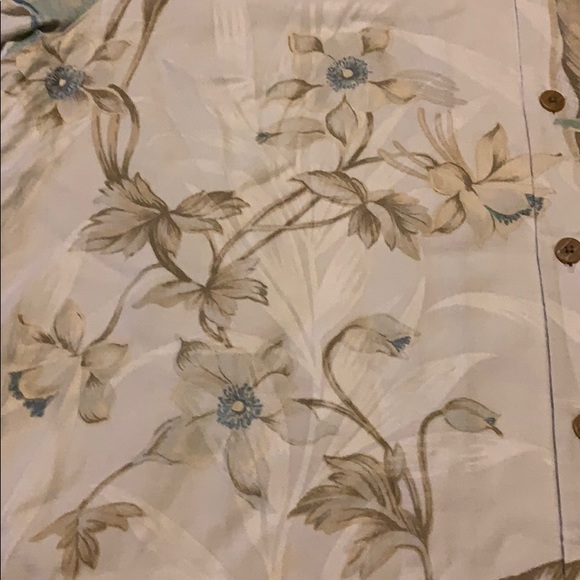 Tommy Bahama Hawaiian tropical button down shirt - Picture 7 of 9